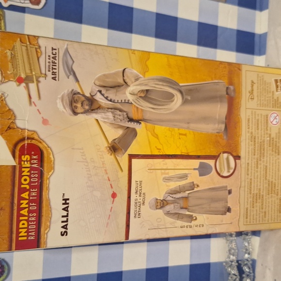 Indiana Jones collectable - Picture 2 of 4